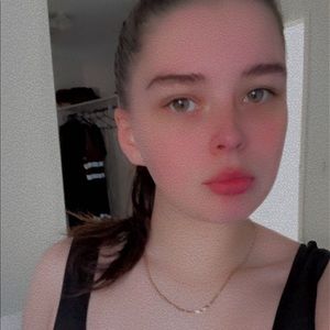 Meet your Posher, Bree